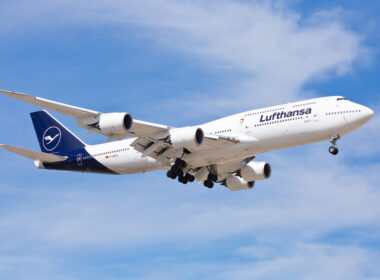 LH747