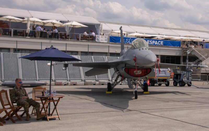 Lockheed Martin F-16 (USAF)