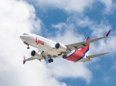 Lynx Air Boeing 737 Max 8