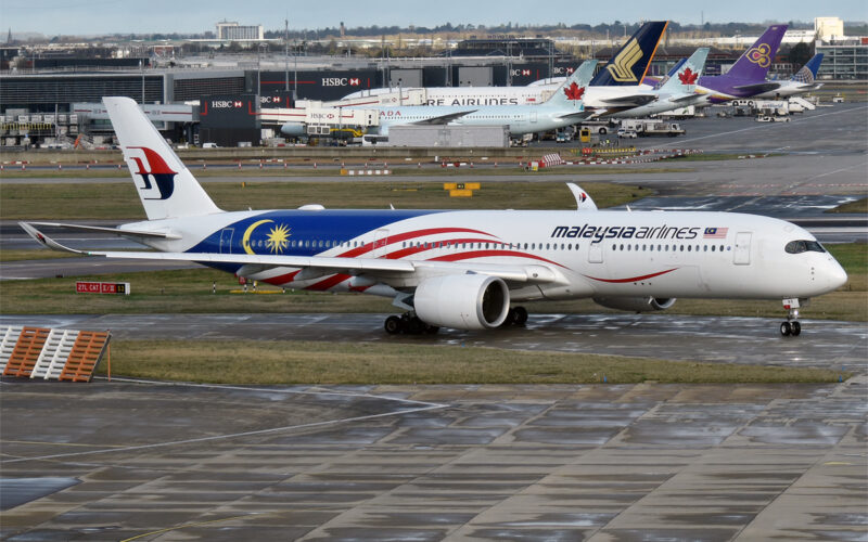 Malaysia_Airlines_Malaysia_Negaraku_Livery_9M-MAG_Airbus_A350-941_49596975481