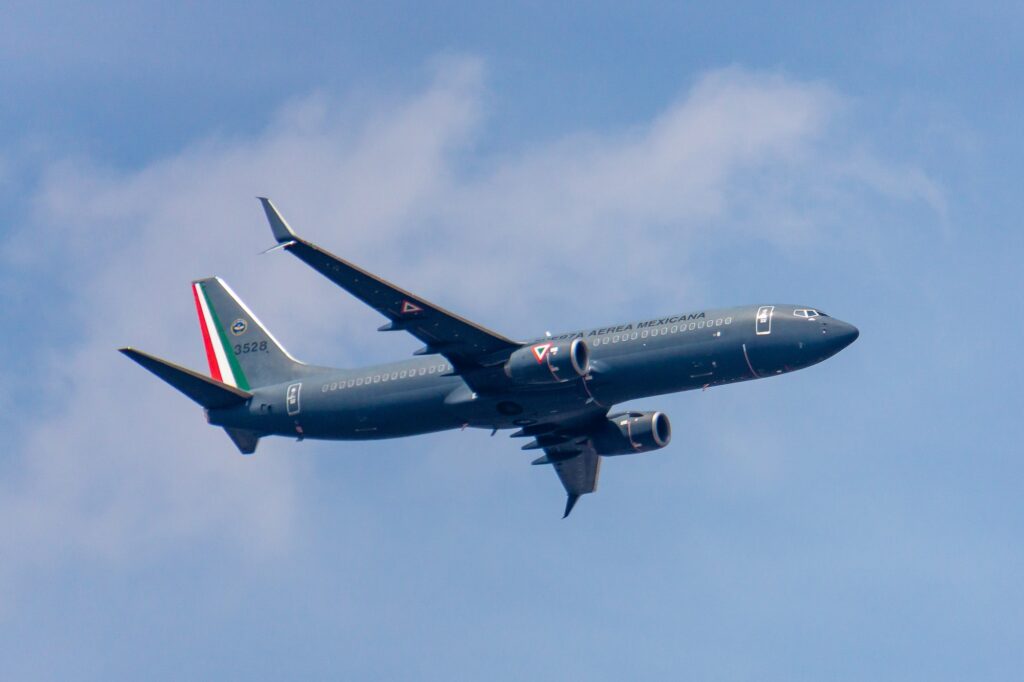 Mexican Air Force Boeing 737 800