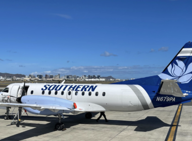 Mokulele and Southern airways Saab 340