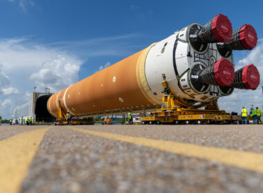 NASA’s SLS (Space Launch System) rocket (1)