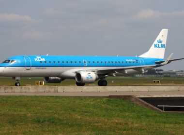 PH-EZL KLM Cityhopper Embraer ERJ-190STD