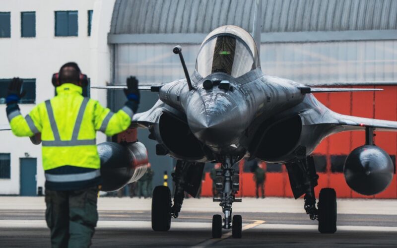 Rafale F4 arrives in Mont-de-Marsan (1)