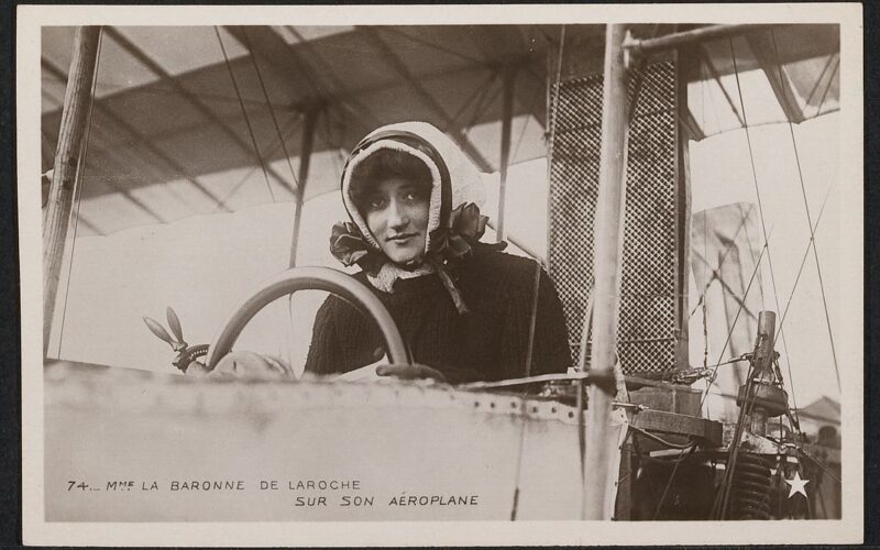 Raymonde-de-Laroche-piloting-an-aircraft.jpg