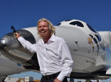 Richard Branson made a hefty profit from his share sales at Virgin Galactic