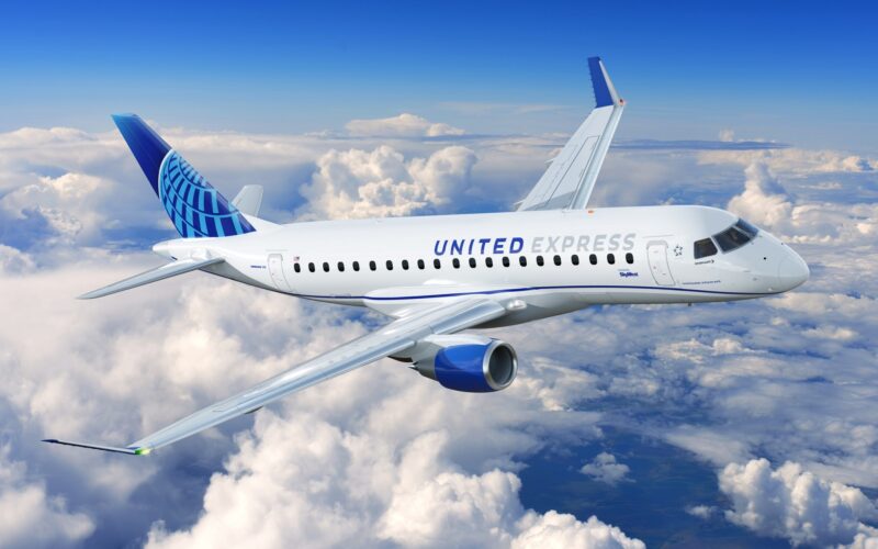 SkyWest order Embraer E175 jets