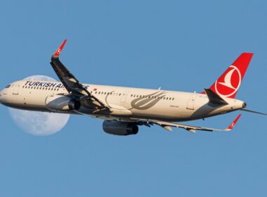 Hamburg,,Germany,-,March,03,,2022,-,Turkish,Airlines,At