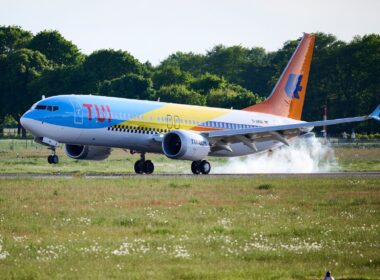 TUI fly Boeing 737 MAX 8