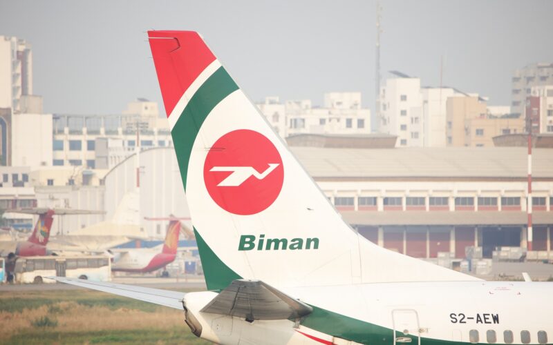 Frances President Emmanuel Macron confirmed that Biman Bangladesh Airlines is preparing to order 10 Airbus A350 aircraft