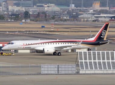 Pictures show the very first Mitsubishi SpaceJet M90 being scrapped at Moses Lake