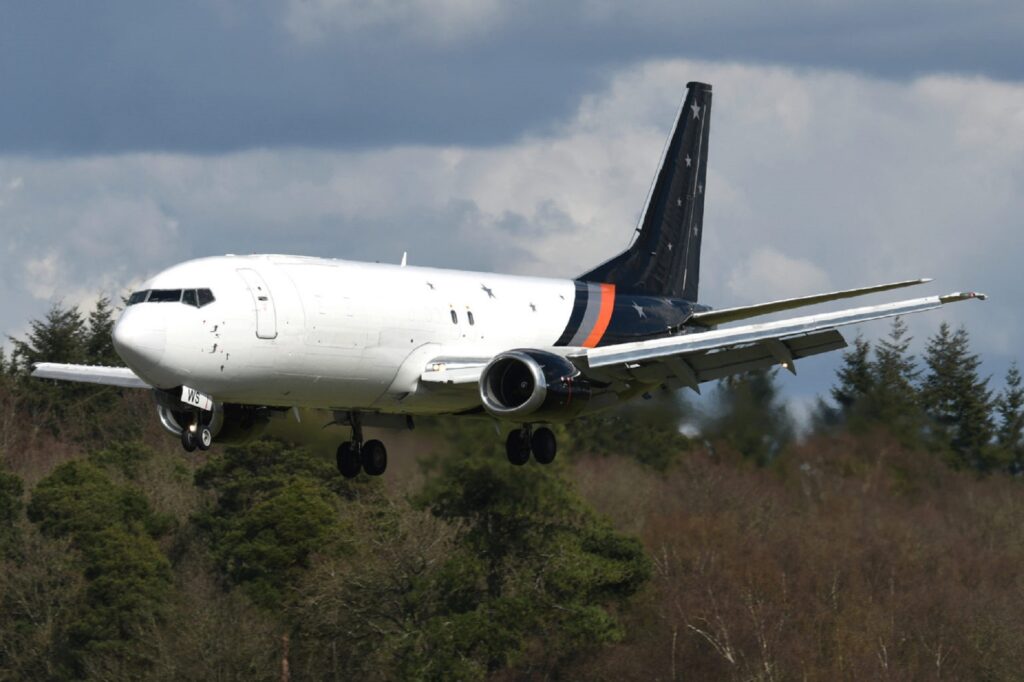 Titan Airways Boeing 737 400F G POWS retires