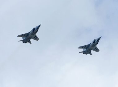 Two MiG-31 fighters flying in formation