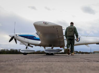 Ukrainian pilot training in UK