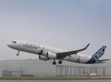 a321neolr-1.jpg