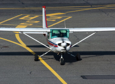 a_cessna_c152_taxiing_at_an_airport.jpg