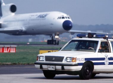 a_hijacked_tu-154b_hungarian_commercial_aircraft_at_rhein-main_air_base.-1.jpg