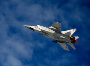 a_russian_mig-31_fighter_jet.jpg