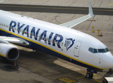 a_ryanair_boeing_737_in_malta.jpg