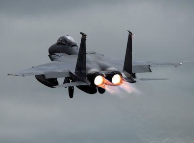 a_u.s._air_force_f-15d_eagle_taking_off.jpg