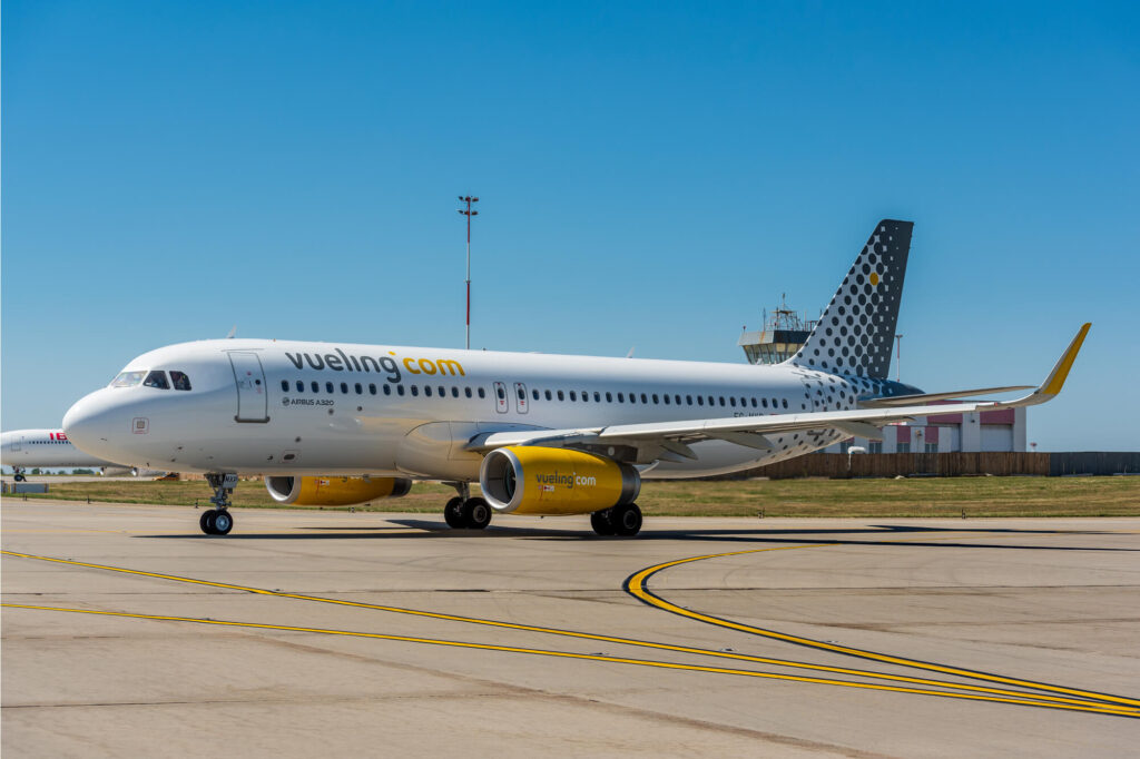 a_vueling_plane_in_kyiv.jpg