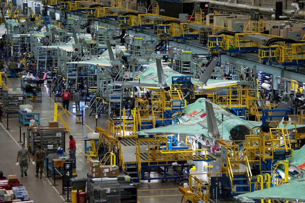 F 35 assembly line