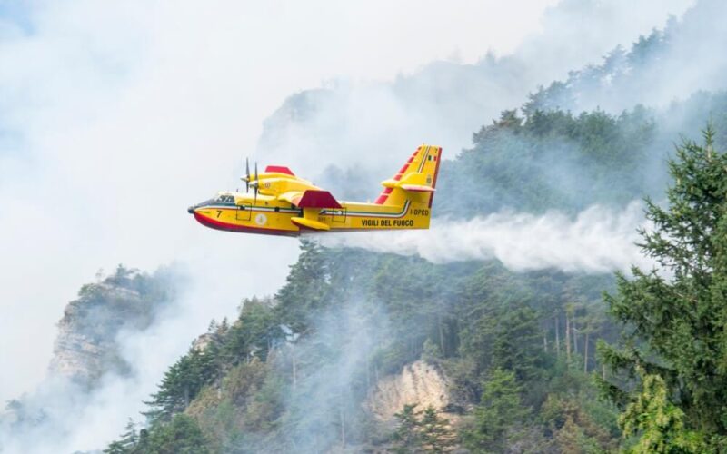 aerial_firefighting-1.jpg