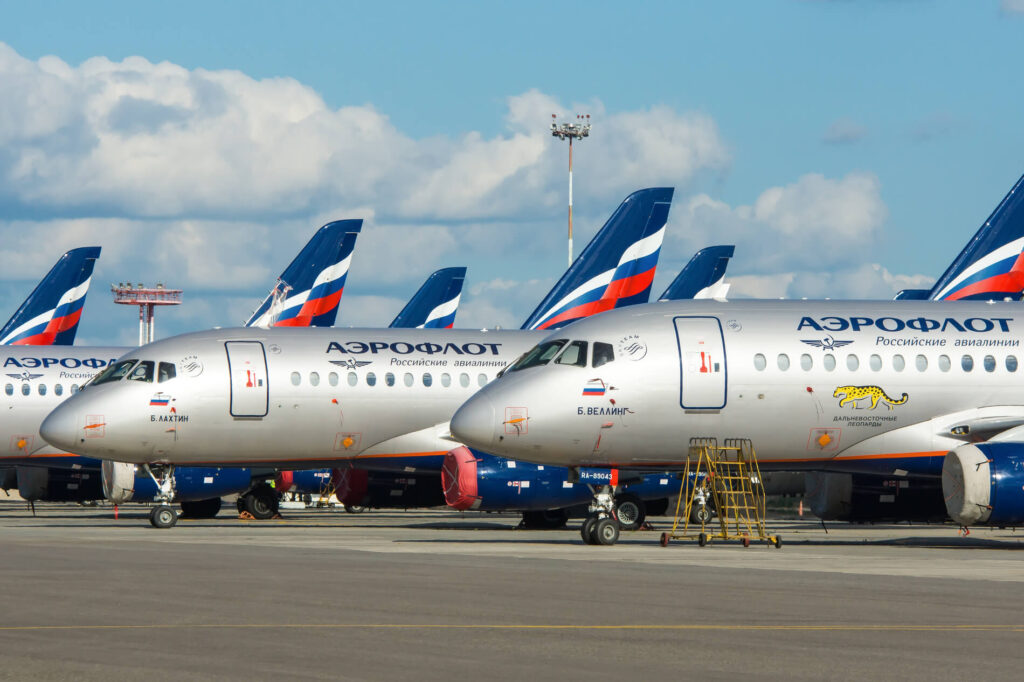 aeroflot_sukhoi_superjet_100-3-2.jpg