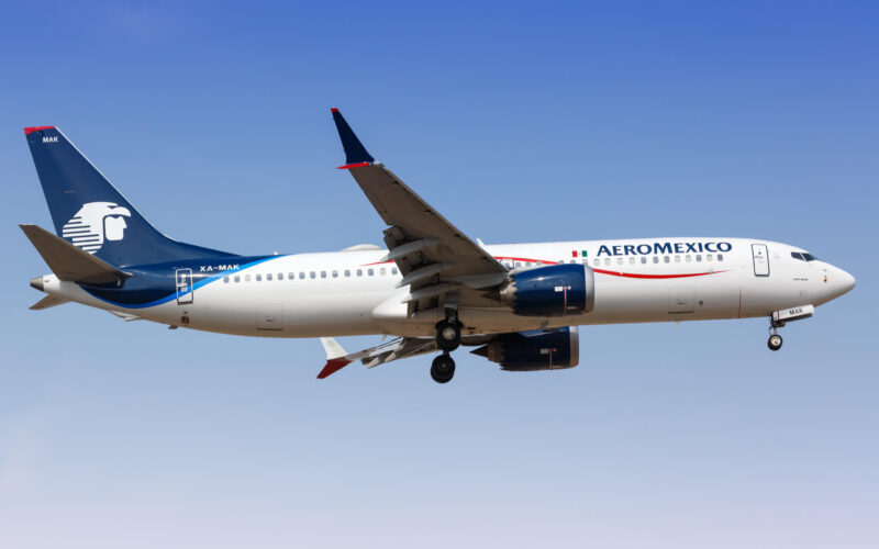 aeromexico_boeing_737_max_landing_at_lima_airport_lim_in_peru.jpg