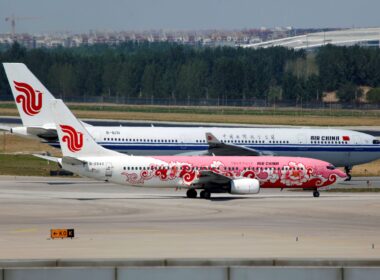 air_china_airbus_a330_boeing_737-1.jpg