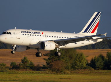 air_france_a319-100lr_f-grxj_kbp_2011-9-25.png