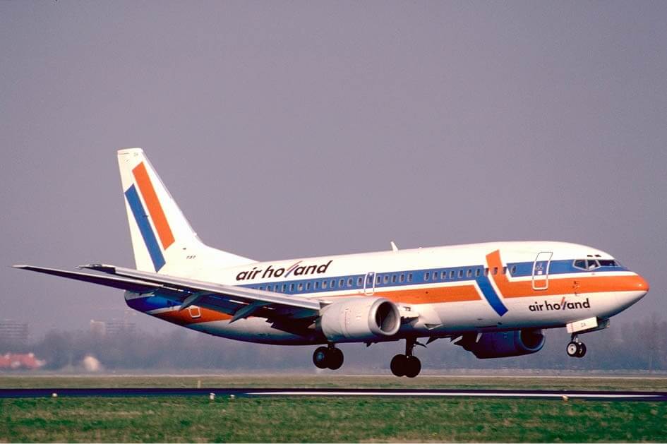 air_holland_boeing_737-300_potters-1.jpg