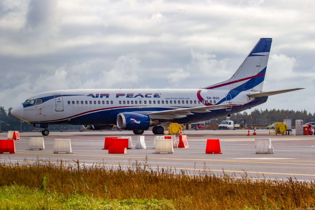 air_peace_airlines_boeing_737-300.jpg