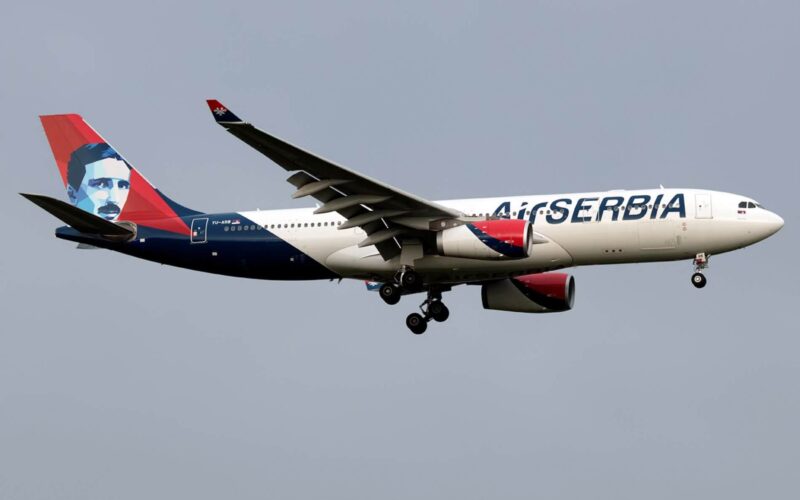 air_serbia_a330.jpg