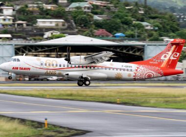 air_tahiti_atr-72_60_years_livery.jpg