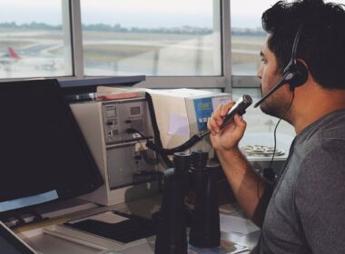 air_traffic_control_room_2.jpg