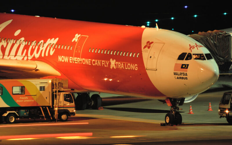 airasia_x_signs_deal_with_teleport_to_boost_freight.jpg