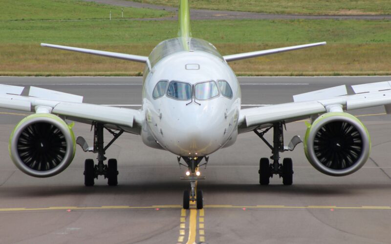 airbaltic_a220-2.jpg