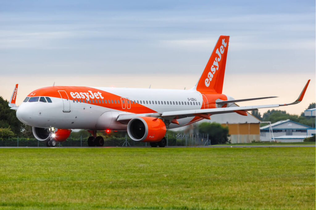 airbus-easyjet-a320neo.jpg