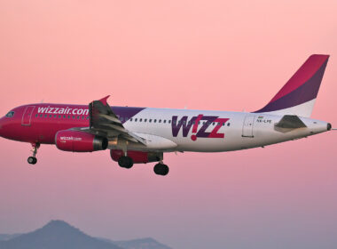 airbus_a320-233_wizz_air_ha-lpe_8399569664-1.jpg