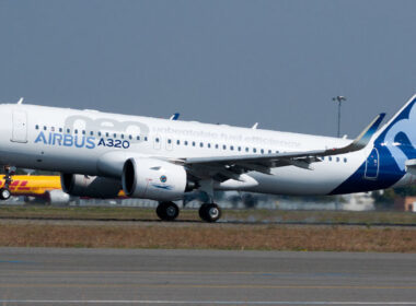 airbus_a320neo_landing_02-1.jpg