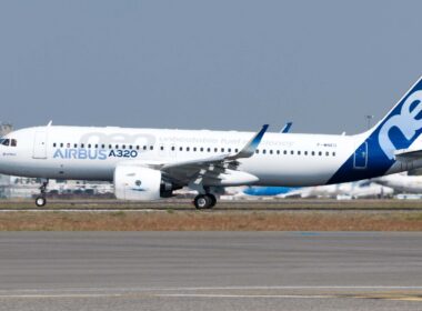 airbus_a320neo_landing_03.jpg