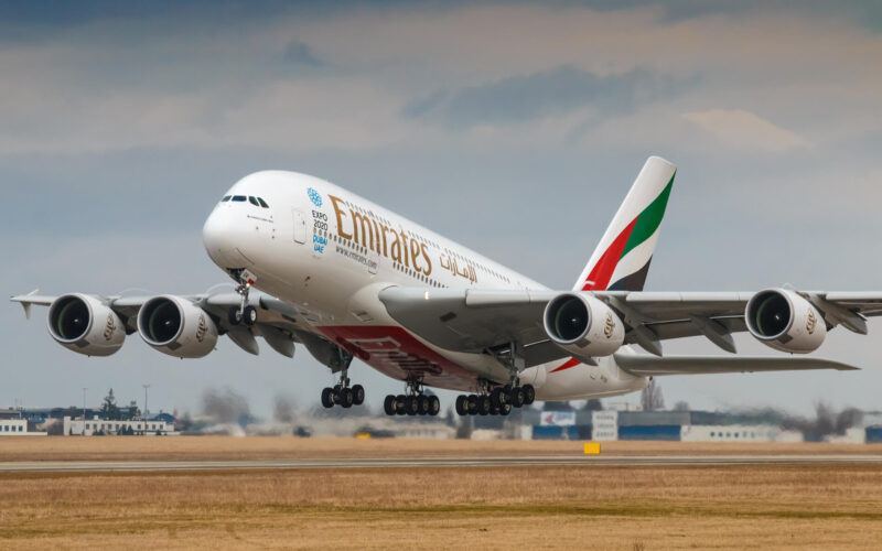 airbus_a380-800_emirates_take_off_from_prg_airport_in_prague-2.jpg