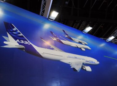 airbus_aircraft_family_poster_at_singapore_airshow_2014.jpg