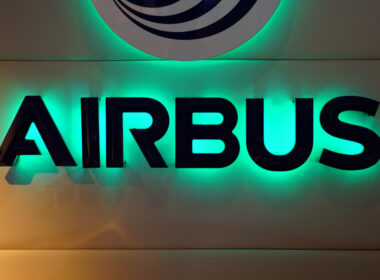 airbus_logo_in_toulouse_france.jpg