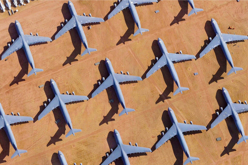 aircraft_boneyard_at_davis-monthan_air_force_base_arizona-1.jpg