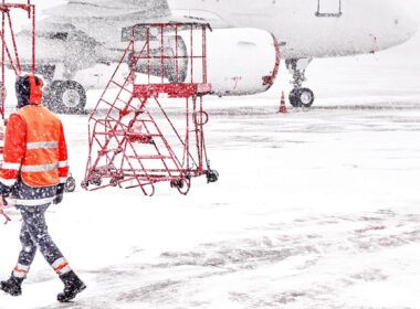 airport_during_snowstorm.jpg