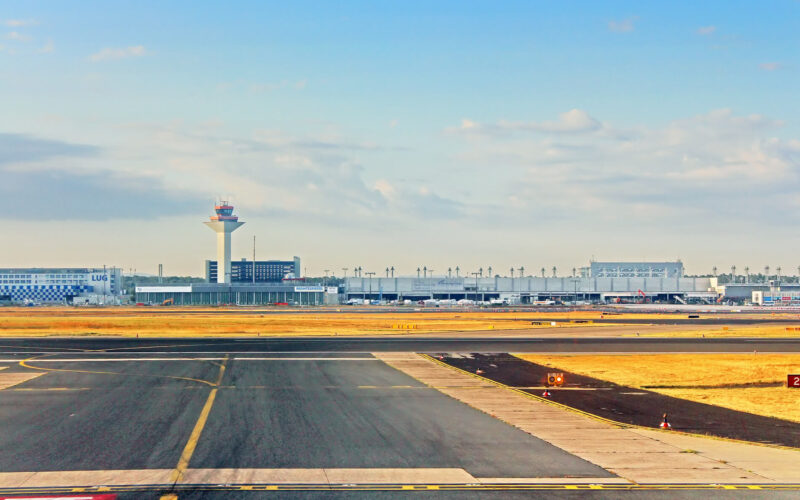 airport_in_frankfurt_germany_fra.jpg