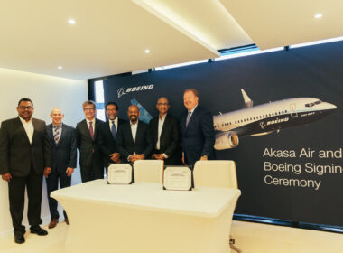 akasa_signs_for_72_boeing_737_max_at_2021_dubai_airshow.jpg